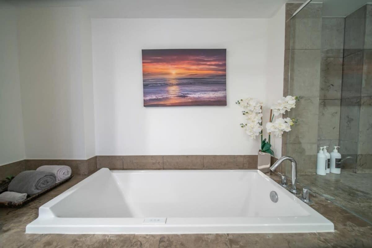 Apartamento Luxury Ocean View 2br Corner Unit At W *